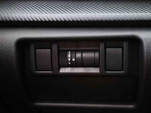 Certified 2025 Subaru Crosstrek 2.5i Sport AWD/4WD image 19