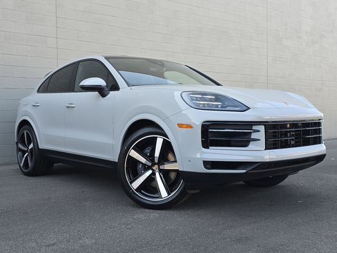 New 2026 Porsche Cayenne image 7