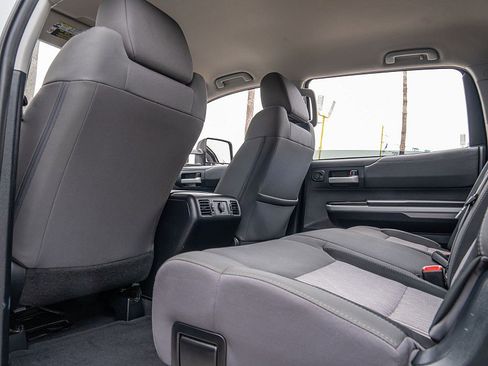 Used 2015 Toyota Tundra SR5 w/ SR5 Upgrade Package image 17