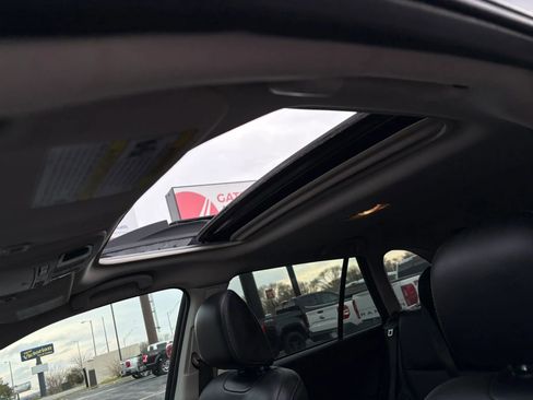 Used 2017 Subaru Outback 2.5i Limited image 23