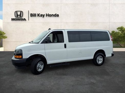 Used 2023 Chevrolet Express 2500 LS RWD image 7