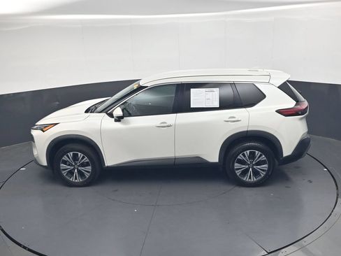 Used 2021 Nissan Rogue SV AWD/4WD image 28