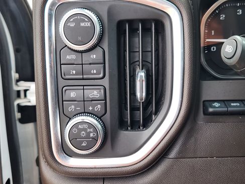Used 2020 GMC Sierra 2500 SLT AWD/4WD image 23