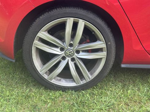 Used 2017 Volkswagen GTI S FWD image 8