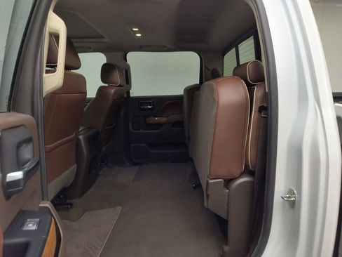 Used 2019 Chevrolet Silverado 2500 High Country w/ Duramax Plus Package image 20