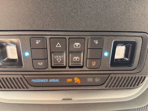 Used 2025 Ford Explorer ST-Line AWD/4WD image 31