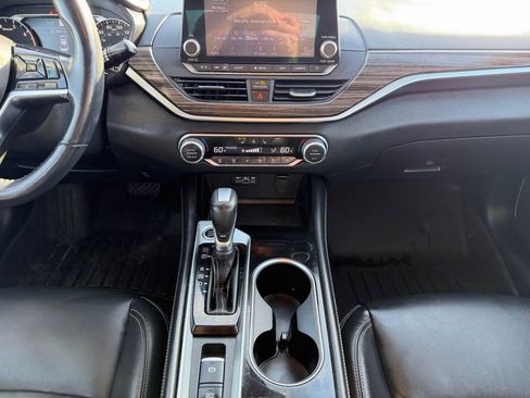 Used 2020 Nissan Altima 2.0 Platinum image 40