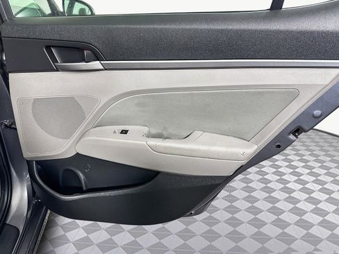 Used 2018 Hyundai Elantra SEL image 27