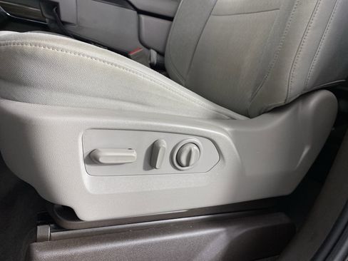 Used 2019 Chevrolet Silverado 1500 LT w/ All-Star Edition image 17