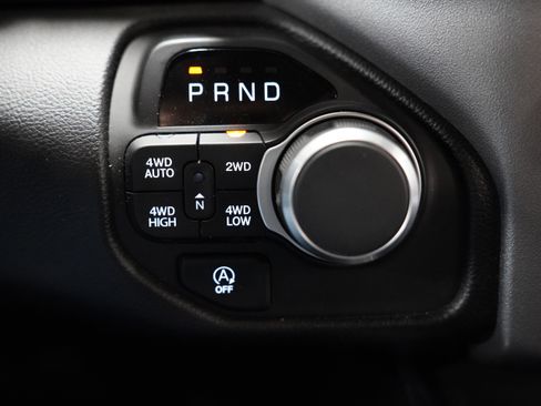 Certified 2025 RAM 1500 Big Horn image 27