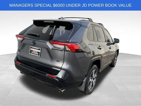 Used 2023 Toyota RAV4 SE w/ Weather & Moonroof Package image 7