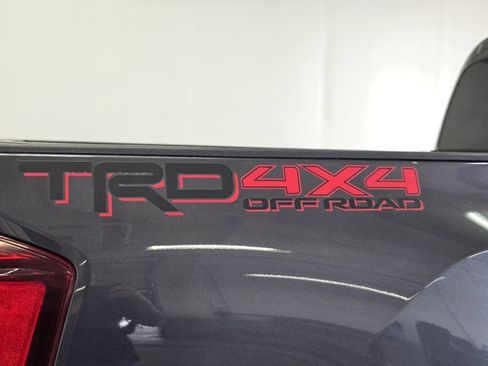 Used 2021 Toyota Tacoma SR AWD/4WD image 15