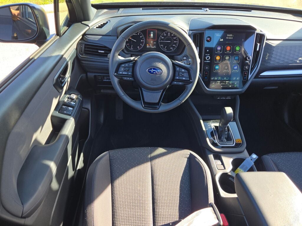 Certified 2025 Subaru Forester Premium AWD/4WD image 20