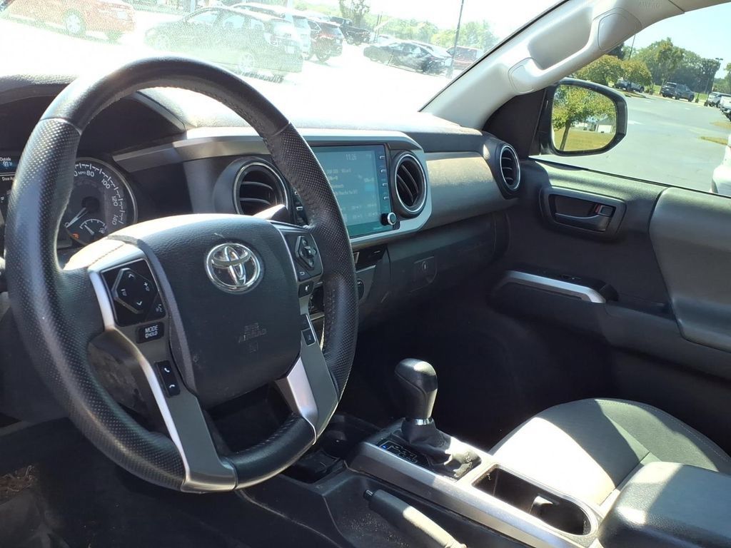 Used 2023 Toyota Tacoma SR5 w/ Technology Package AWD/4WD image 12