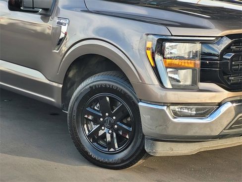 Used 2023 Ford F150 XLT image 3