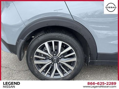 Certified 2023 Nissan Kicks SR w/ SR Premium Package image 8