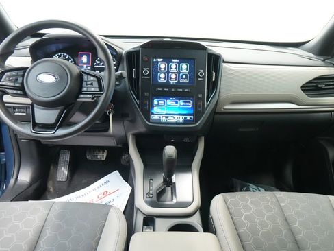 Used 2025 Subaru Forester image 26