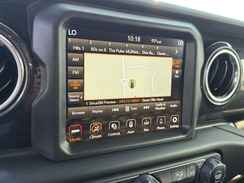 Used 2021 Jeep Wrangler Unlimited Sahara AWD/4WD image 23