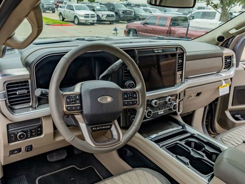 Used 2026 Ford F450 Platinum w/ Platinum Plus Package AWD/4WD image 17