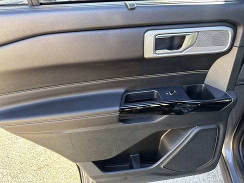 Used 2022 Ford Explorer ST w/ Equipment Group 401A image 12
