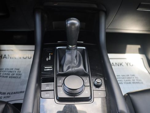 Used 2019 MAZDA MAZDA3 Sedan image 27