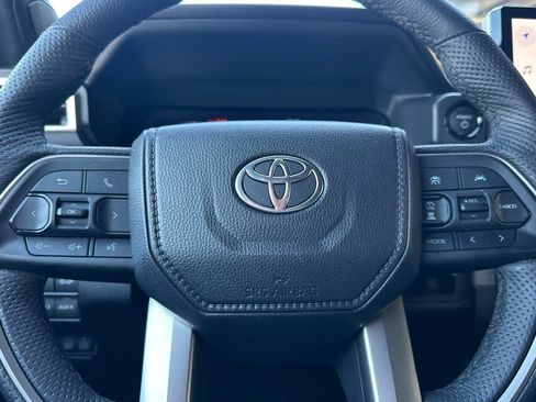 Certified 2025 Toyota Tacoma Trailhunter w/ Tow Tech Package image 27