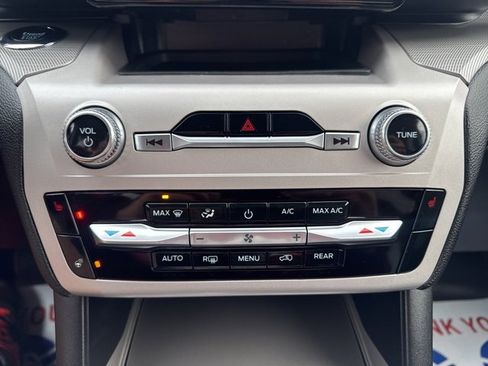 Certified 2023 Ford Explorer XLT w/ Equipment Group 202A image 26