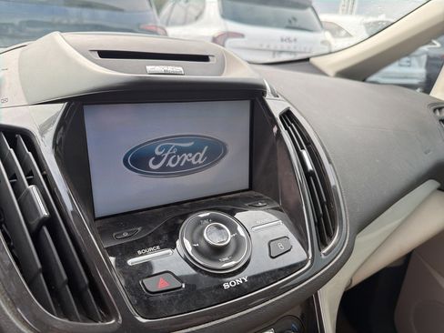 Used 2014 Ford C-MAX Energi SEL w/ Equipment Group 302A image 10