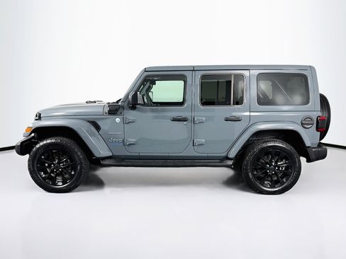 Used 2024 Jeep Wrangler Unlimited Sahara w/ Safety Group AWD/4WD image 11