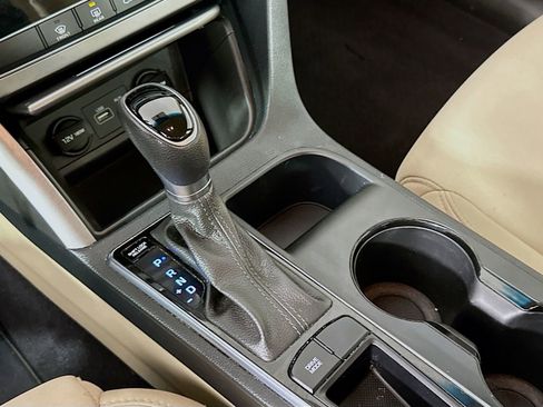 Used 2017 Hyundai Sonata Sport image 16