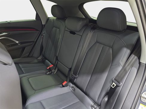Certified 2025 Audi Q5 Prestige image 16
