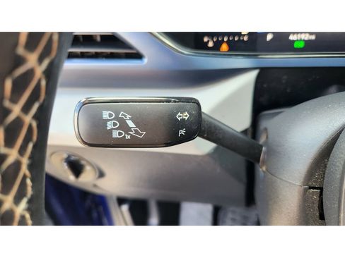 Used 2022 Volkswagen Taos SE image 34