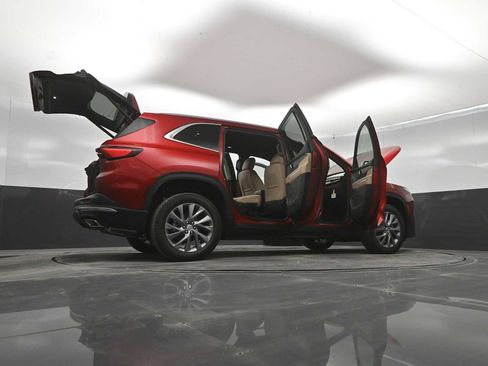New 2026 Buick Enclave Preferred w/ Power Package AWD/4WD image 43