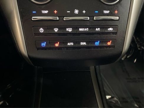 Used 2019 Lincoln MKC Reserve image 32