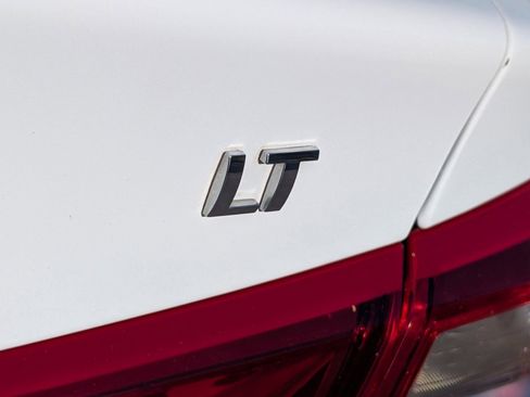 Used 2023 Chevrolet Malibu LT image 5