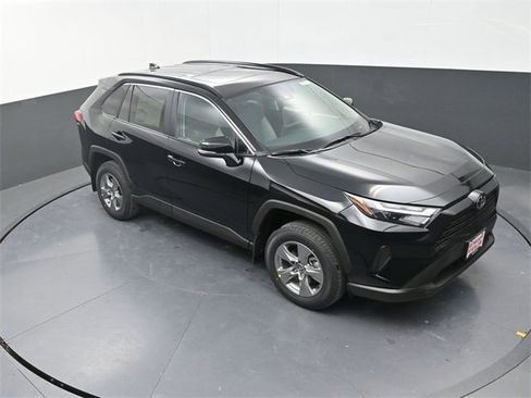 New 2025 Toyota RAV4 XLE image 19