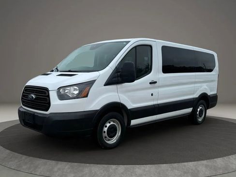 Used 2019 Ford Transit 150 XL image 2