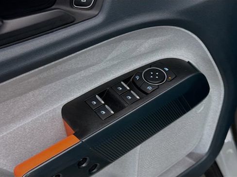 Used 2024 Ford Maverick XLT image 17