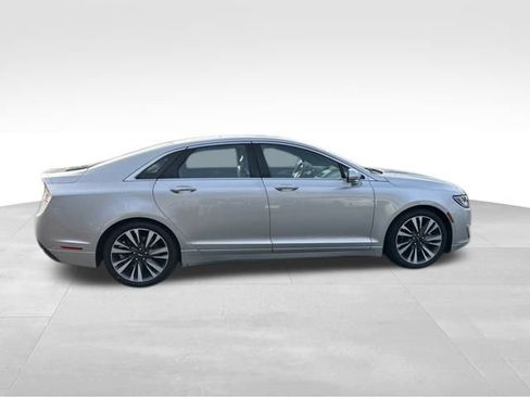 Used 2019 Lincoln MKZ Reserve image 12