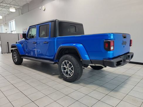 New 2026 Jeep Gladiator Sport AWD/4WD image 5