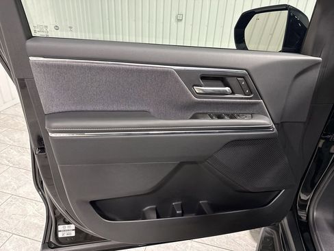 New 2026 GMC Sierra EV Elevation w/ LPO, Elevation Dark Package image 23