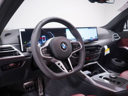 Used 2026 BMW 330i Sedan w/ M Sport Package RWD image 6