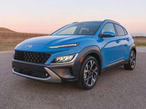 Certified 2023 Hyundai Kona Limited image 1