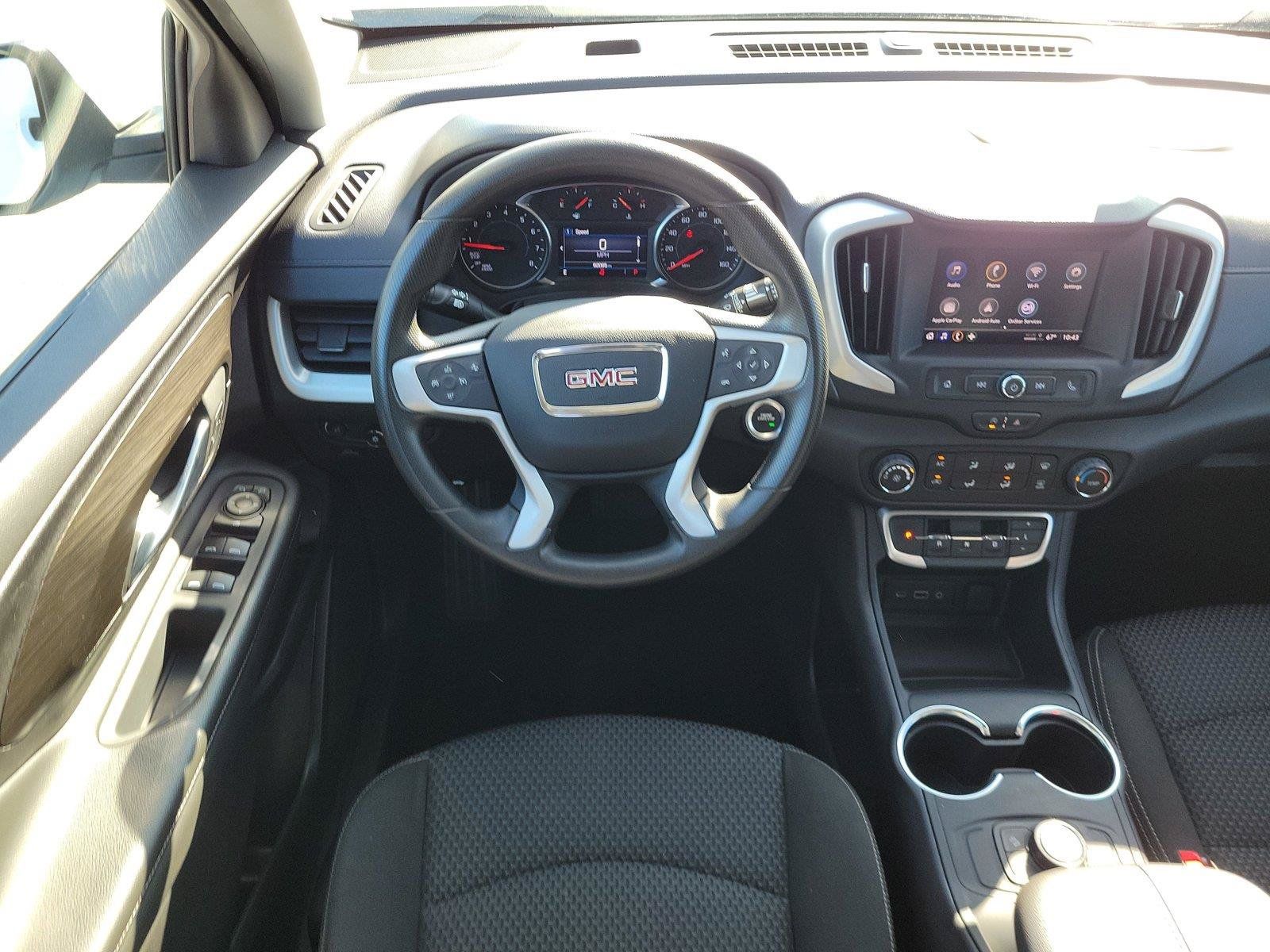 Used 2024 GMC Terrain SLE AWD/4WD image 9