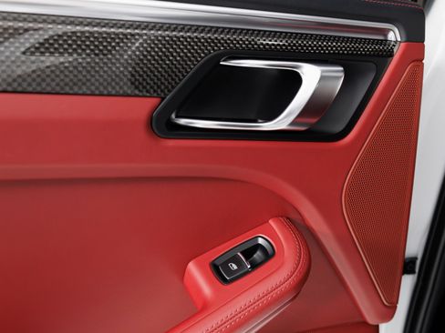 Used 2022 Porsche Macan GTS AWD/4WD image 60