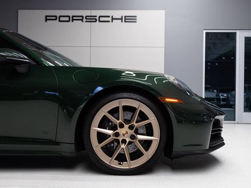 Certified 2026 Porsche 911 Carrera RWD image 11