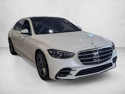 Used 2025 Mercedes-Benz S 580 S 580 image 3