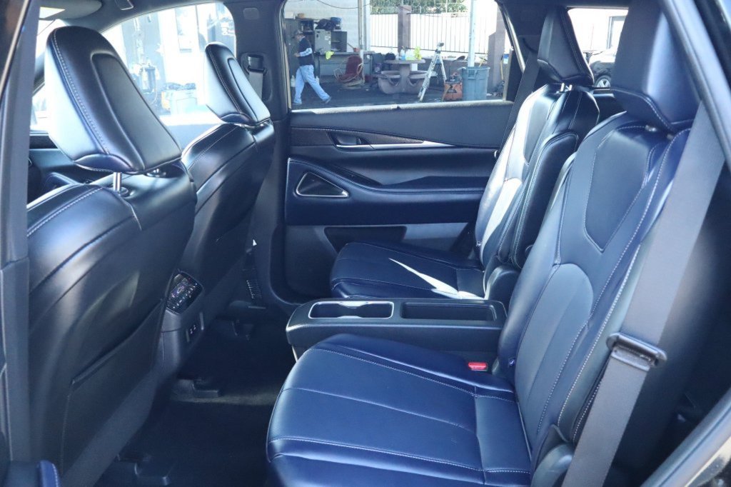 Used 2026 INFINITI QX60 Sport w/ Dark Cargo Package AWD/4WD image 34