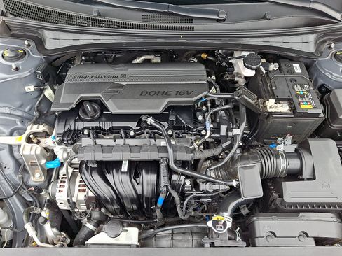 Certified 2025 Hyundai Elantra SEL FWD image 27