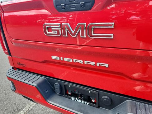 Used 2021 GMC Sierra 1500 AT4 AWD/4WD image 4